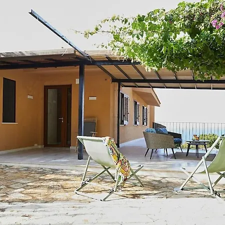 Pupa Villa